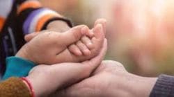 भारतामध्ये दत्तक प्रकरणांची दशकातील विक्रमी संख्या! महाराष्ट्र आघाडीवर….