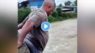 Man jumped into the floodwaters of the Hiwara river in Pachora taluka of Jalgaon district