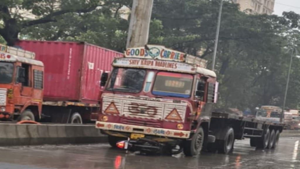 ambernath fatal accident on katai karjat road two youths dead