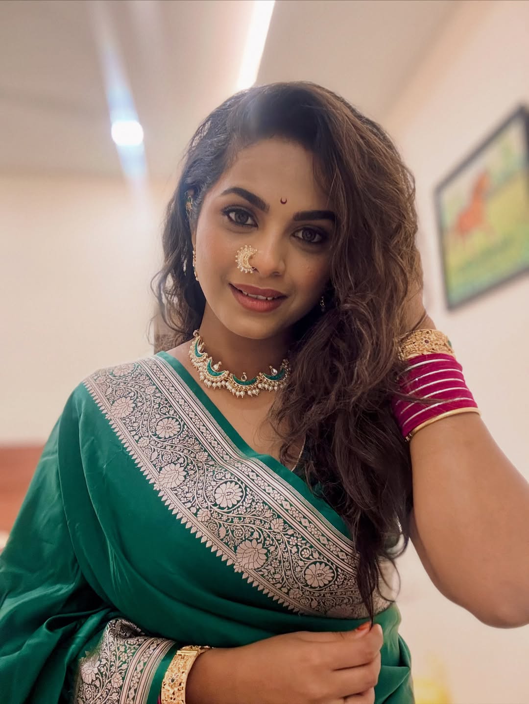 amruta dhongade saree look photoshoot