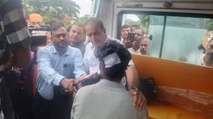 Anil Deshmukh visit a solar company