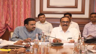 Chhagan Bhujbal Atul Save Clash Over Maratha Kunbi Certificate GR