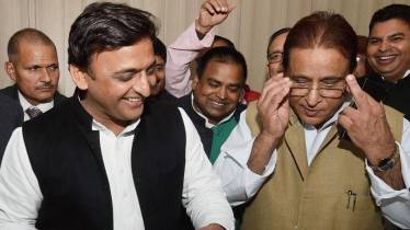 azam khan and akhilesh yadav