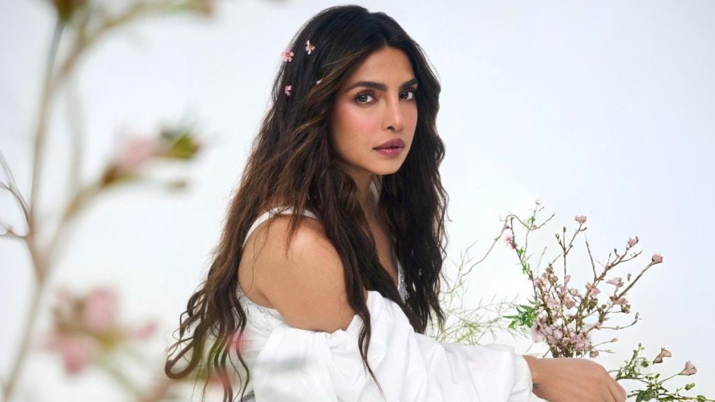 bollywood actress priyanka chopra had skin issues filmmaker prahlad akkar praised her inspiring journey struggles and success