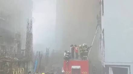 Dahisar fire incident news in marathi