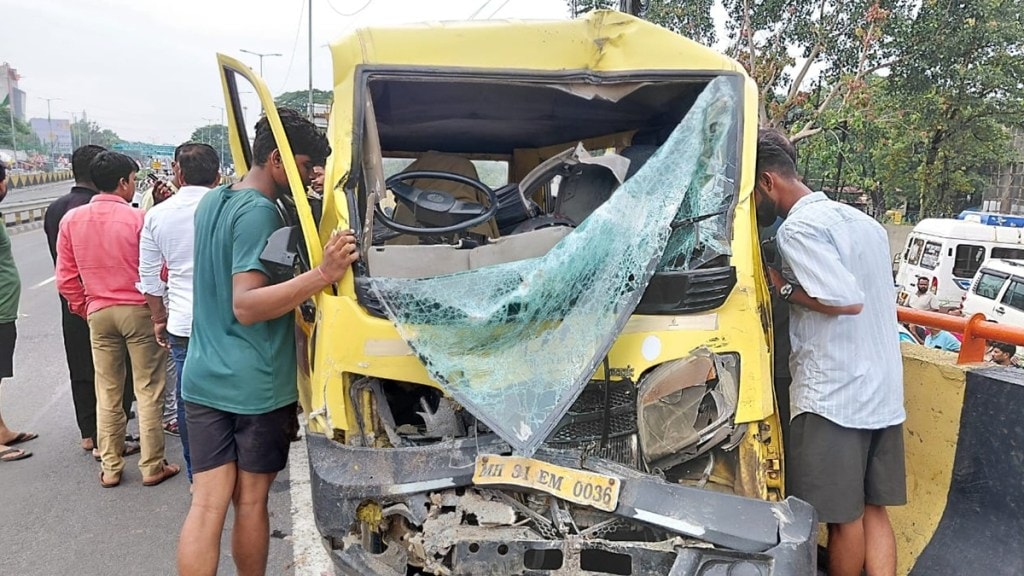 Nagpur two school bus accident