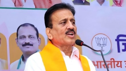 bjp leader girish Mahajan