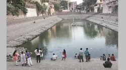 मुंबई : बाणगंगा तलावात बाऊन्सर्सच्या सुरेक्षेतही धार्मिक विधि