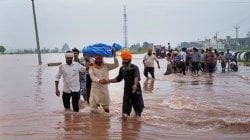 पूरग्रस्त भागांत बचावकार्याला वेग; हिमाचल, पंजाबमधील पूर ओसरला