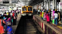 लोकलवर दगडफेकीच्या घटनांमुळे महिला प्रवासी भयभीत, सुरक्षेच्या उपायांबरोबरच संरक्षक भींत उभारणार