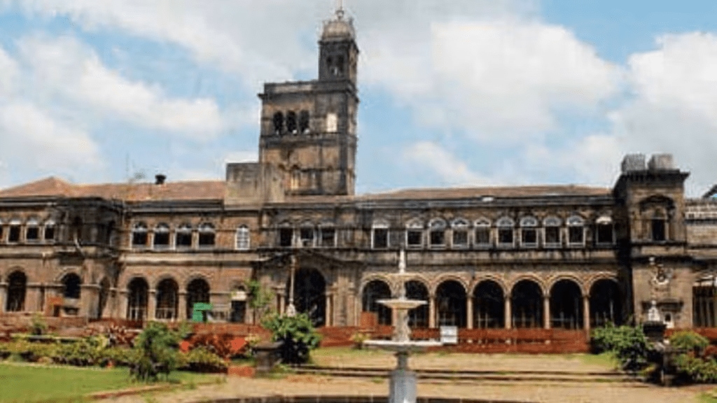 Pune University exam fees, Savitribai Phule Pune University fee hike, exam form submission Pune, Pune university 2025-26 fee increase, student protest Pune exam fees,