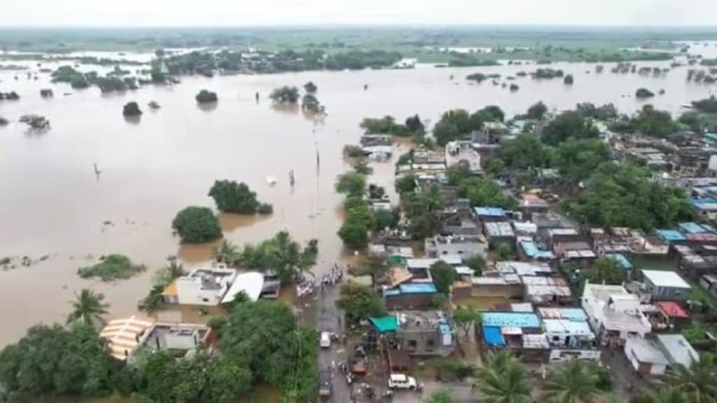 solapur heavy rainfall flood life
