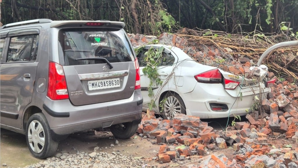 Nagpur wall collapsed news in marathi