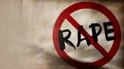 बलात्काराची फिर्याद दाखल करण्याची धमकी देत खंडणी उकळणाऱ्या तरुणीविरुद्ध गुन्हा दाखल
