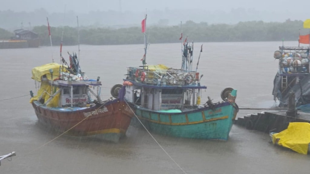 fishing boats palghar news
