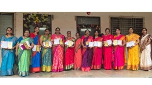 thane Dombivli 70 women teachers awarded
