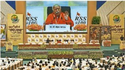 लालकिल्ला : संघाला मोदी अजूनही का हवेत?