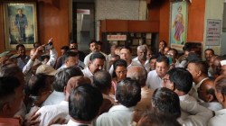 पीएमपी कर्मचाऱ्यांसाठी सुप्रिया सुळे आल्या धावून… संचालकांनीही दिले आश्वासन