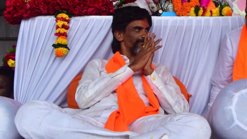 manoj jarange hunger strike