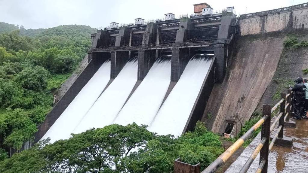 Rain damages crops in Sangli; Discharge from Chandoli continues