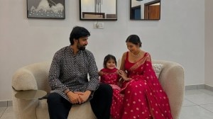 घटस्फोटानंतर पोहोचला एक्स बायकोच्या घरी, दोन वर्षांनी एकत्र येणार सेलिब्रिटी जोडपं? Photos चर्चेत