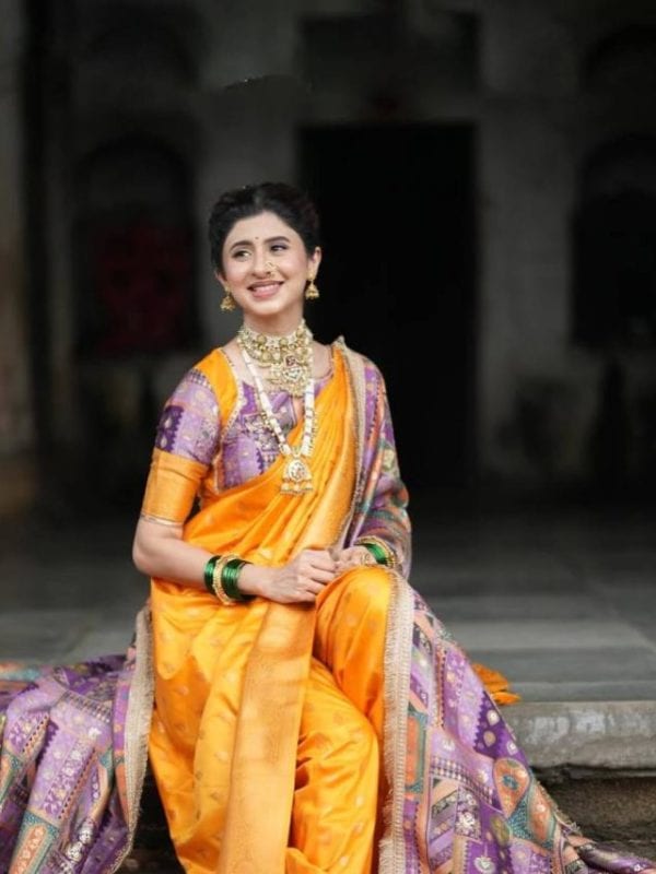 ankita walawalkar royal look