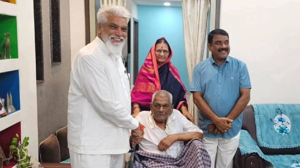 Education Minister Dada Bhuse shared pictures of his visit to primary school teachers on social media
