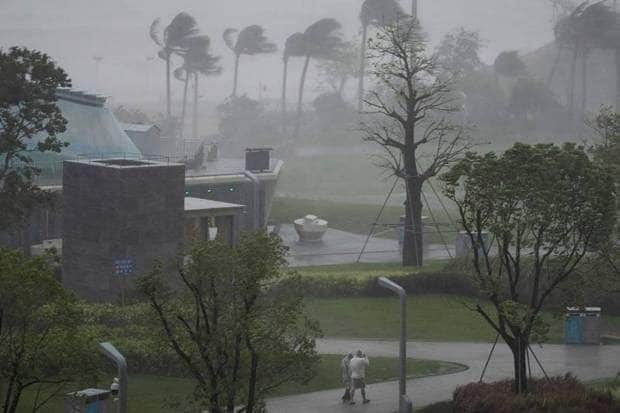typhoon ragasa in pictures