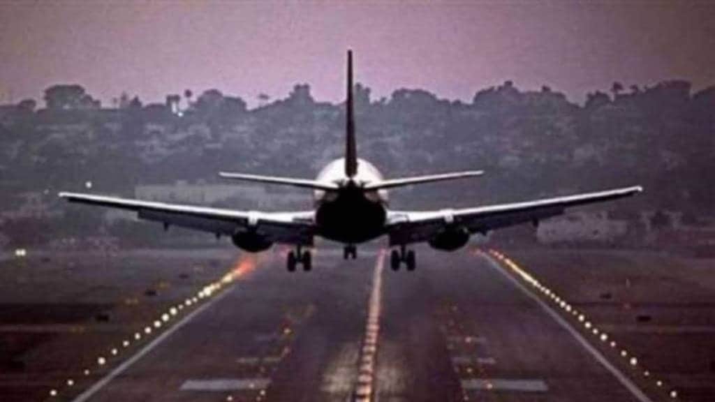 Heavy rains in Delhi affecting pune flight