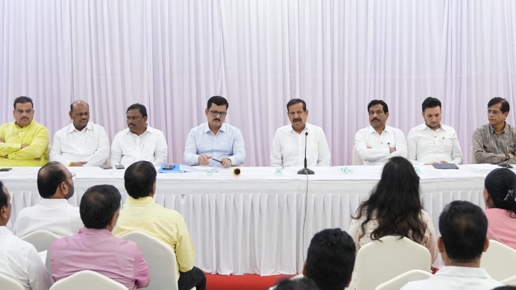 bjp corporators express anger over stalled projects Ganesh naik in navi mumbai