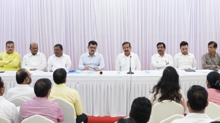 bjp corporators express anger over stalled projects Ganesh naik in navi mumbai