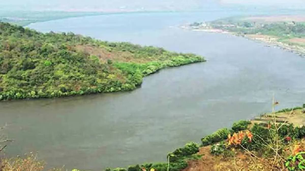 नवीन गोदावरी पाणी लवाद नेमण्यासाठी केंद्राकडे पाठपुरावा करावा; मराठवाडा अनुशेष निर्मुलनचे मुख्यमंत्र्यांना निवेदन