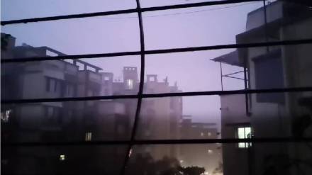 Heavy rains begin in Vasai Virar with thunder and lightning