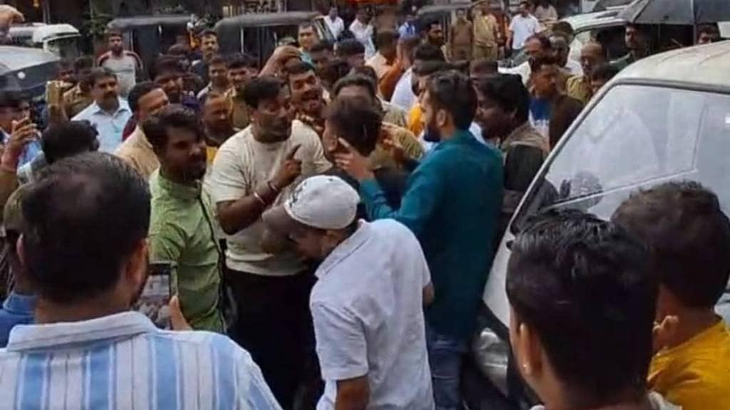Badlapur unauthorized hawkers