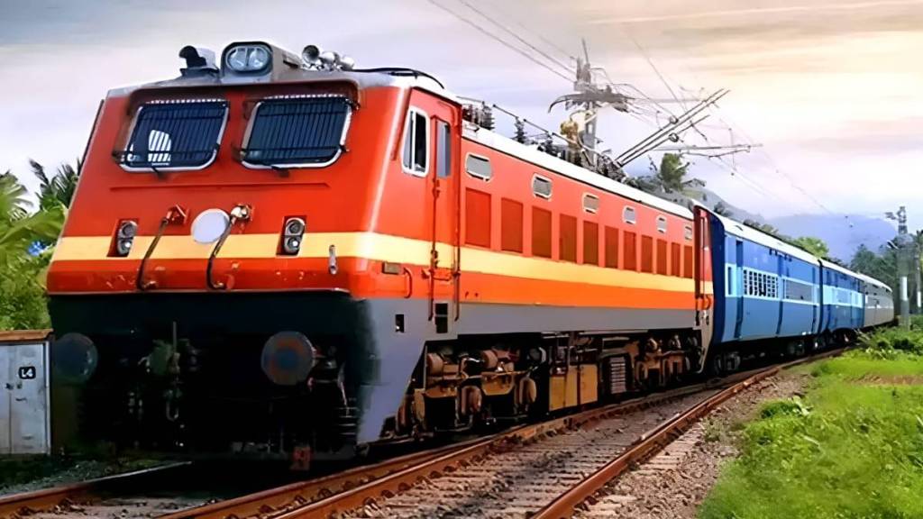 Demand to start Pachora-Chalisgaon train in the afternoon Jalgaon news