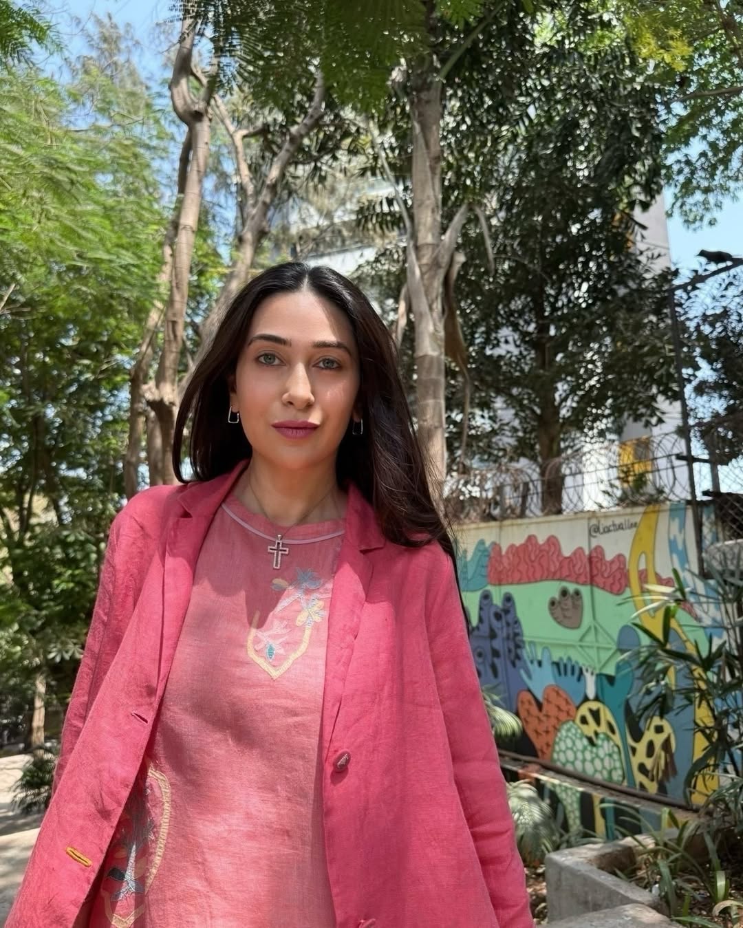 karisma kapoor wants share in ex husband property