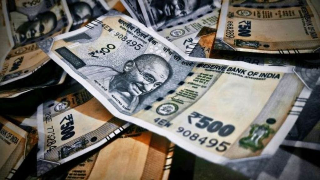Rs 46 crore income tax notice to dhaba cook in Madhya Pradesh marathi news