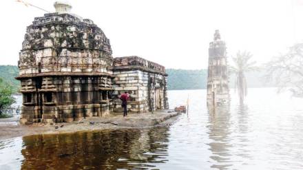 Lonar Lake water level Lonar Lake water level