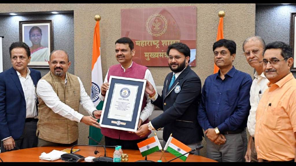World's first five and a half km long double-decker bridge entered the Guinness Book of World Records
