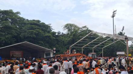 Manoj Jarange Patil Azad Maidan Protest