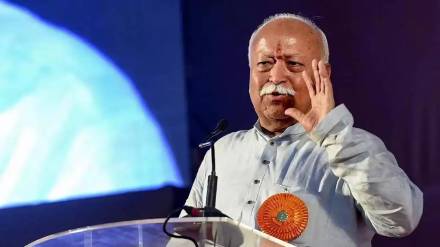 allegations of Gandhi assassination RSS chief Bhagwat will review the road movement from in front of Mahatma Gandhi statue allegations of Gandhi assassination RSS chief Bhagwat will review the road movement from in front of Mahatma Gandhi statue