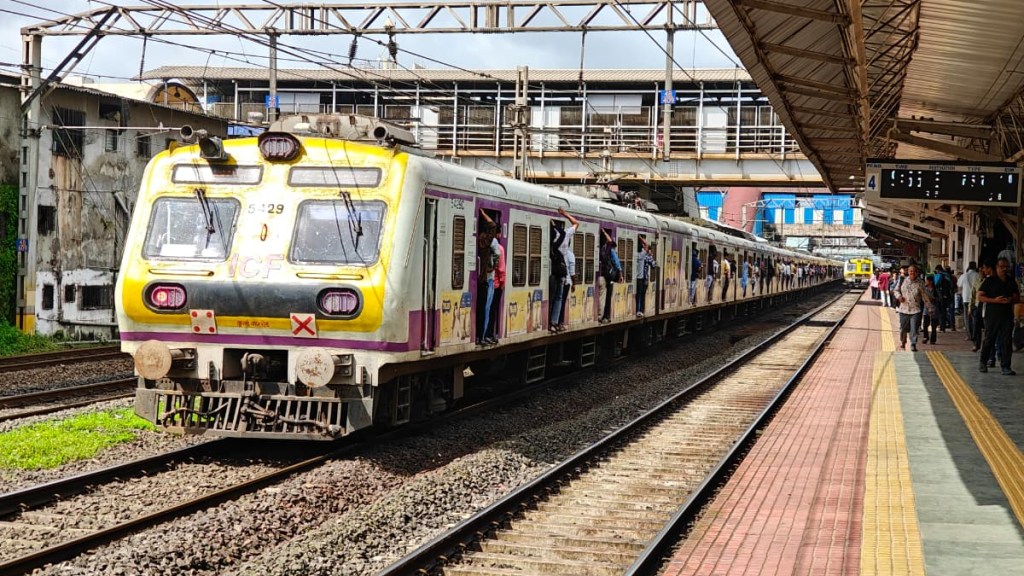 central harbour western railway local train block sunday Mumbai