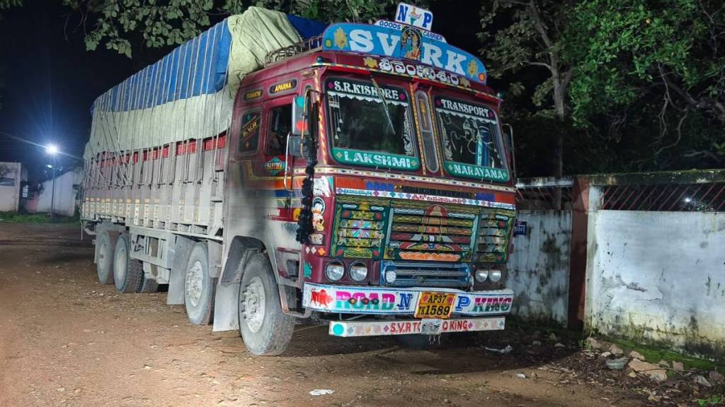 husband wife killed in road accident on arjuni wadsa route gondiya news
