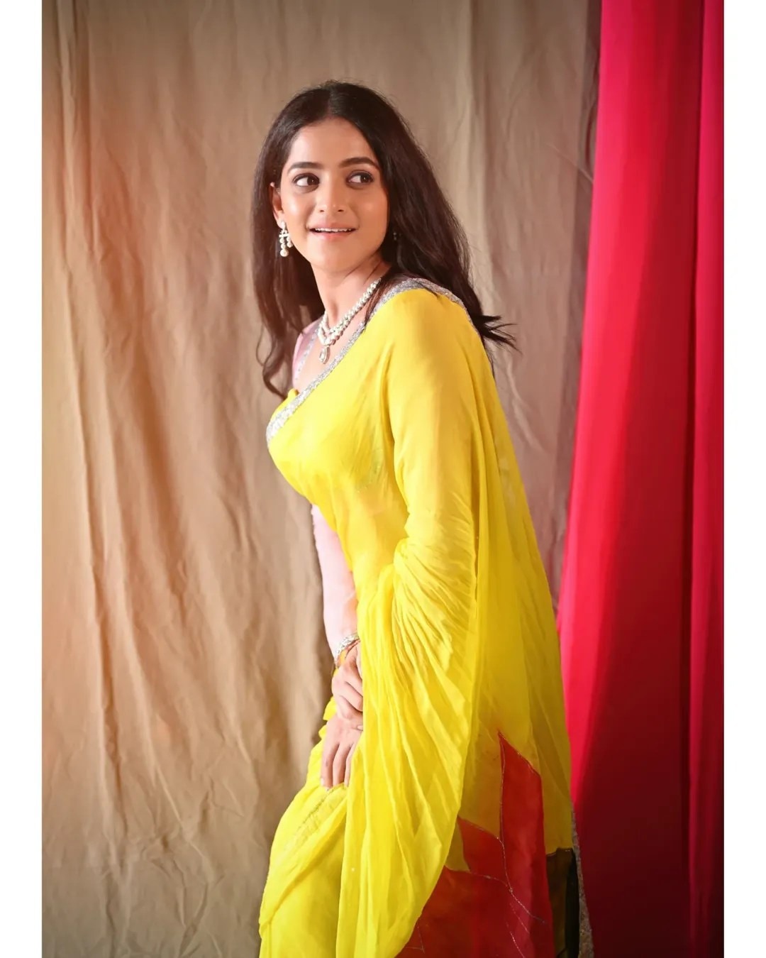 paaru fame sharayu sonawane hide her marriage news for one year