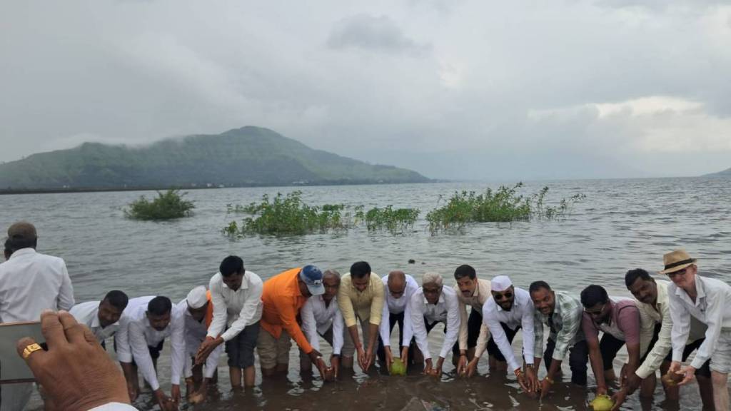 जलपूजन उत्साहात 