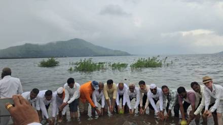 जलपूजन उत्साहात 