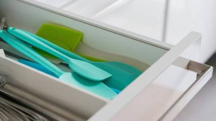 Guidance from Sana Pandit Nagpur on making the kitchen plastic free Guidance from Sana Pandit Nagpur on making the kitchen plastic free