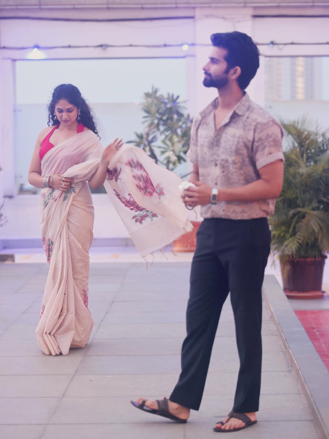 priyadarshini indalkar saree look for dashavtar movie promotions