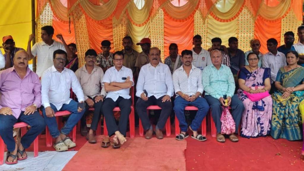 contract sanitation workers in Sawantwadi