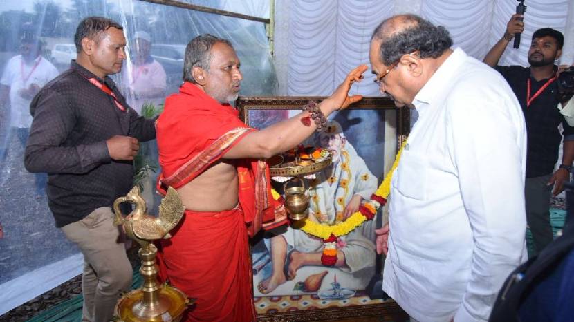 radha krishna vikhe patil news